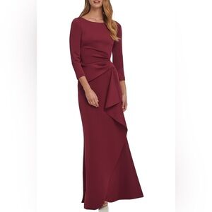 Eliza J techno pleated scuba trumpet gown